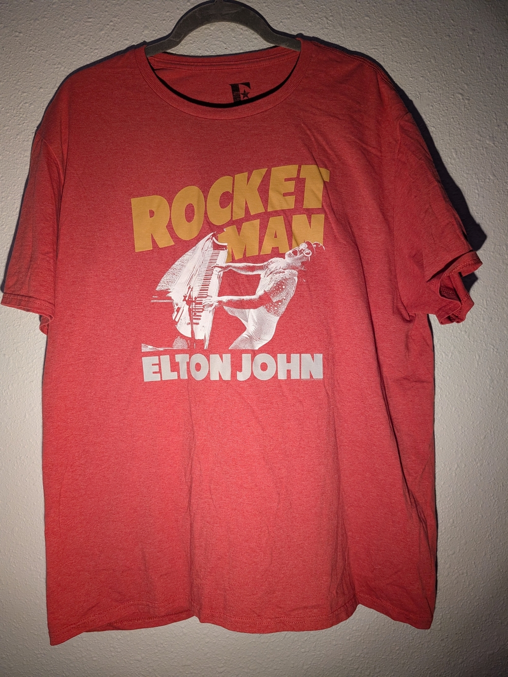 Elton John Rocket Man Graphic Tee - Red XL